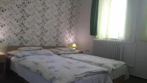 Platán Apartmanház - Image 5