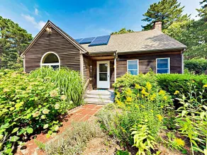 50 Sea Pine Road House 4 Bedrooms 3 Bathrooms Home - Image 1