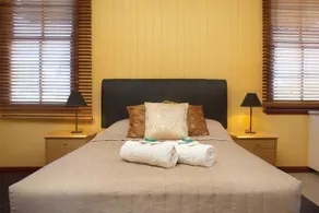 Yandina Hotel - Image 2