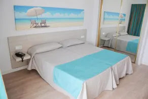 Playa Moreia Aparthotel Sant Llorenc Des Cardassar - Image 5