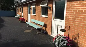 Linden Tree Holiday Apartments - Image 3