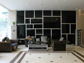 Yichun 168 Impression Hotel - Image 3