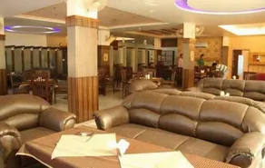 Hotel Noor Mahal Regency by OYO Rooms - Image 5
