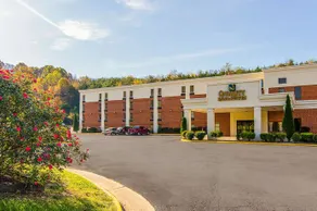 Quality Inn & Suites Lexington Near I-64 And I-81 - Image 2