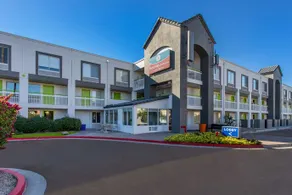SureStay Plus Hotel by Best Western Scottsdale North - Image 3
