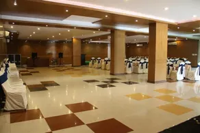 OYO Premium Kosi River Resort - Image 2