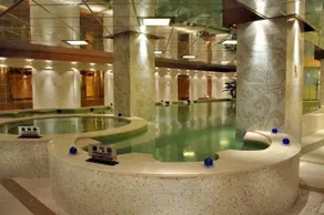 Jin Chen International Hotel - Image 4