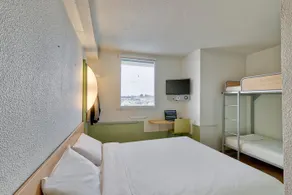 Hotel ibis budget Montlucon - Image 4