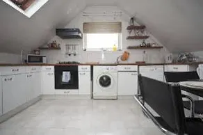 Contemporary London Apartment - Image 1