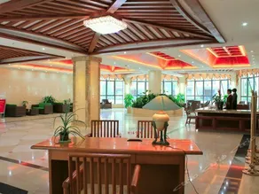 THE NEW HUIKANG HOTEL - Image 3