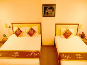 Golden Beach Hotel - Image 3