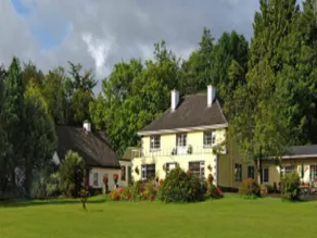 Glenview House - Image 2