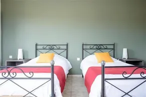 Mimosa Hotel Esperion - Image 2