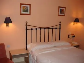 The Four Alls Inn - Image 4