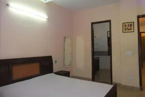 Stay Royal Bed & Breakfast - Image 2