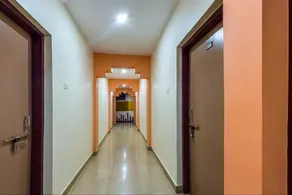 HOTEL MOOKAMBIKA DELUXE - Image 2