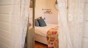 Blue Duck Cottage Village Comfort with Fireplace - Image 5
