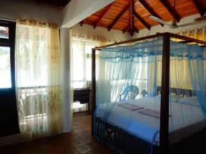 Janaka Beach House - Image 3
