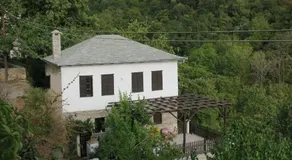 Koukourava Garden - Image 2