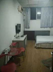 East Coach Terminal Hotel - Image 5