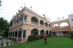 Jai Maa Sarla Guest House - Image 2