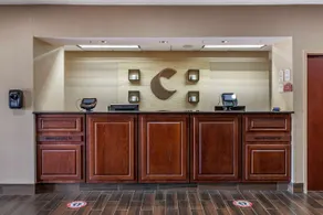 Comfort Inn Smithfield Near I-95 - Image 3