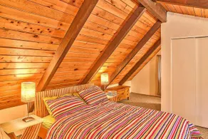 Four Stone Lodge - Image 5