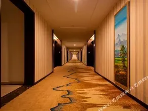 YAJIE HOTEL - Image 2
