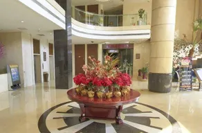 Spring Summer Fall Winter International Hotel - Image 2