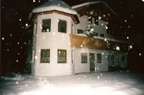 Apart Harmony - Image 2