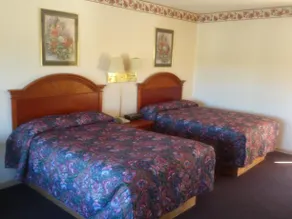 Executive Inn Of Seneca - Image 2