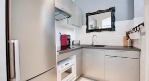 Welkeys - Reine Nathalie Apartment - Image 5