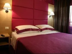 Hotel Paola - Image 5