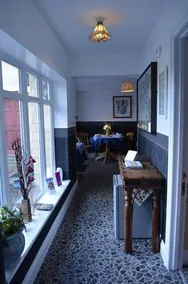 Woodlands Guest House - Image 2