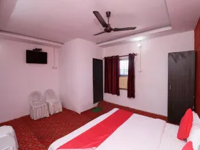 Dwevedi Palace By OYO Rooms - Image 2