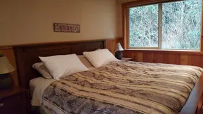 Evergreen Forest Cabins - Image 3