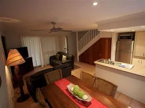 Belongil Beach Apartment - Image 3