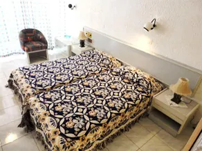Evita Beach Hotel - Image 2