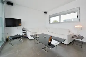 White Island Dream - Image 4