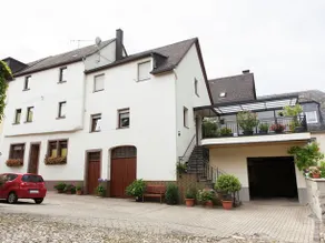 Weingut Hausmann - Image 1
