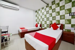 Hotel Trisha by OYO Rooms - Image 3