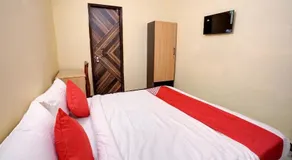 OYO Flagship 30070 Choudhary House Sector 11 - Image 3