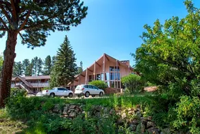 Twin Owls Motor Lodge - Image 3