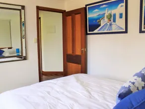 Georges Paragon Apartment - Image 1