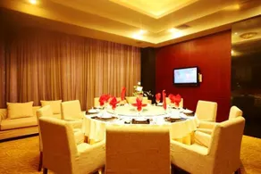 Fengcheng Grand Hotel Xi'an - Image 4
