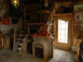 Artist's Cellar - Image 4