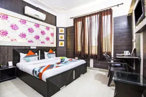FabExpress Royal Residency Suites - Image 4