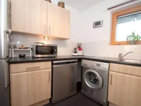 Veeve  Top Of The World White Lion Street 2 Bed Penthouse Islington - Image 5
