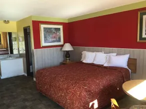 Cloud 9 Motel - Image 3