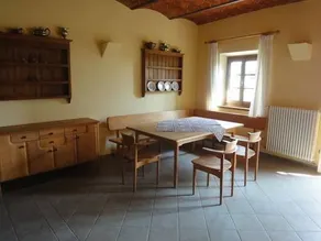 OLIVE TREE SUITES - Image 3